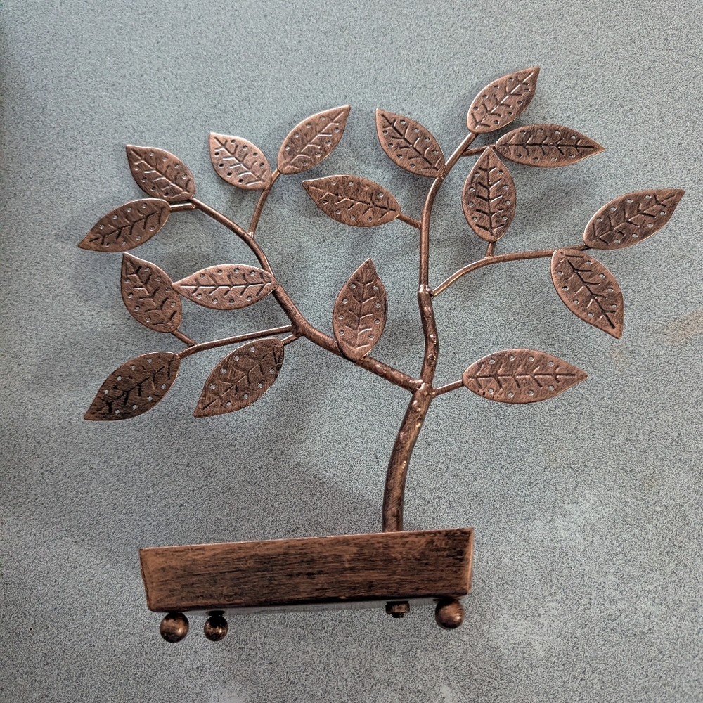 My gift jewelry tree